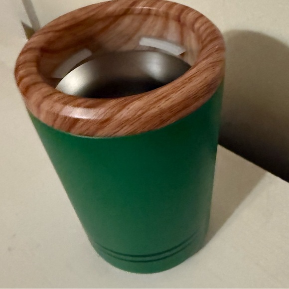 Hearth & Home Stainless Steel Vacuum Can Cooler. Green. Brand new! - Picture 2 of 3